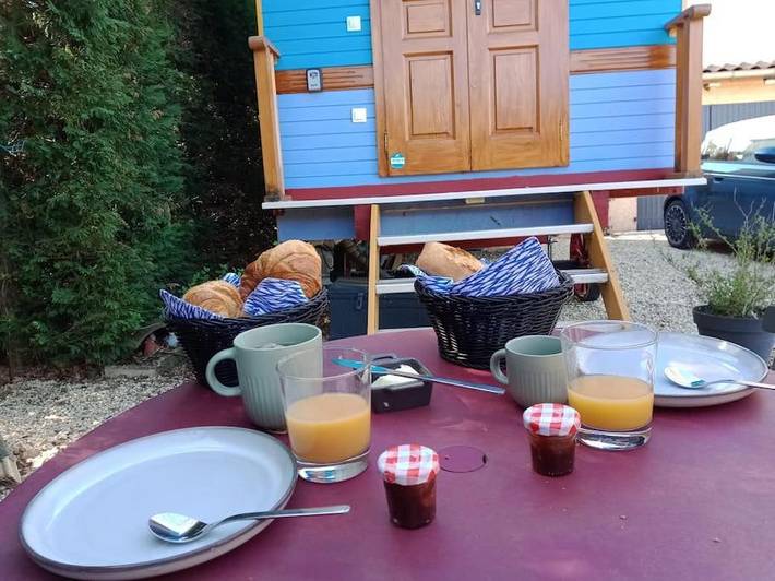 Location de vacances pour 6 personnes, avec jardin à Montmerle-sur-Saône - 3