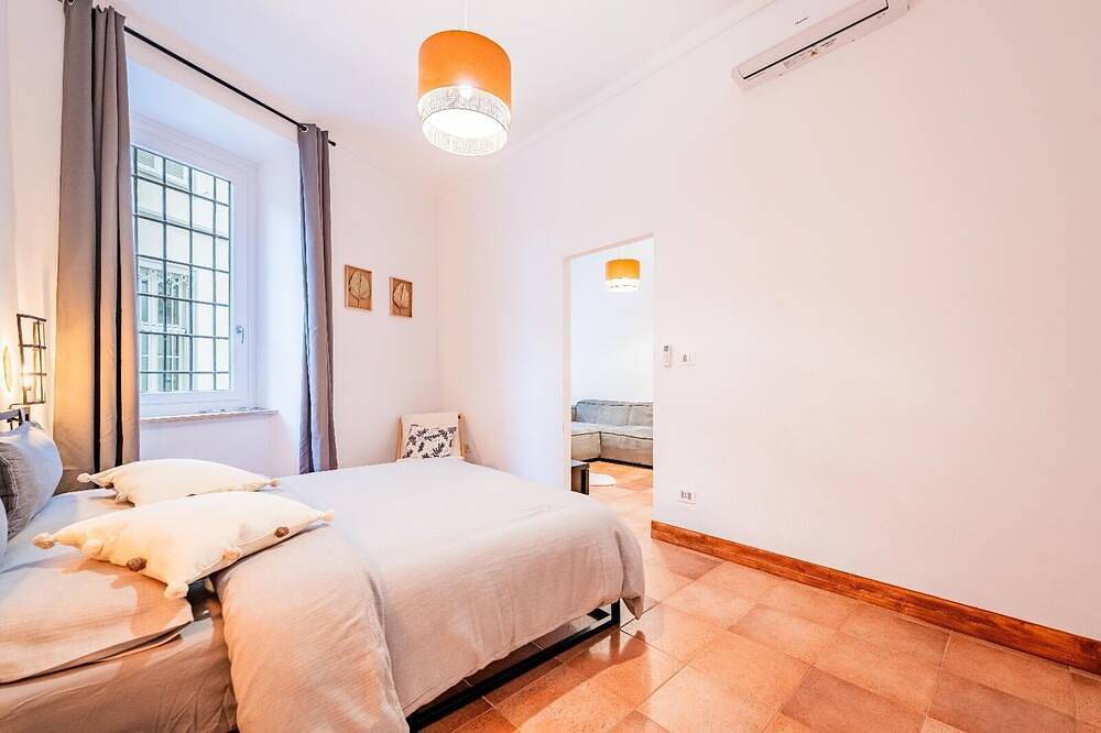 Ganze Wohnung, Apartment house \"Iulia\"- Pinerolo (historic center) in Pinerolo, Turin Provinz