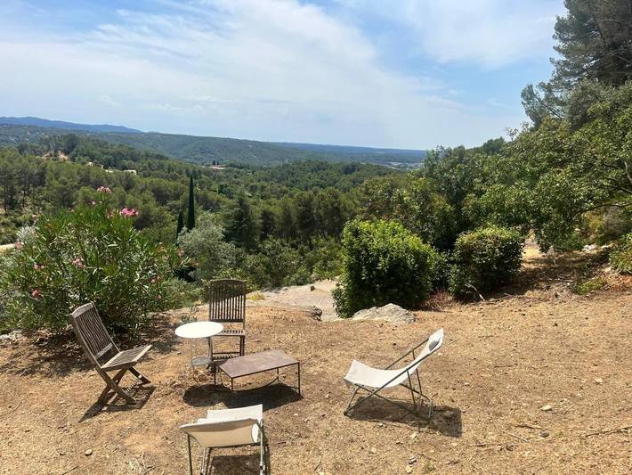 Location de vacances pour 4 personnes, avec jardin et vue à Le Tholonet