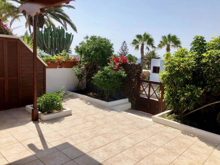 Chalet para 4 personas, con vistas además de jardín y piscina, Se admiten mascotas en Lanzarote - 2