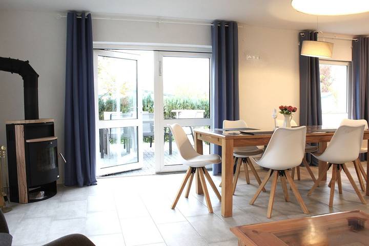 Ferienhaus für 6 Personen, mit Terrasse und Garten in Mecklenburg-Vorpommern - 4