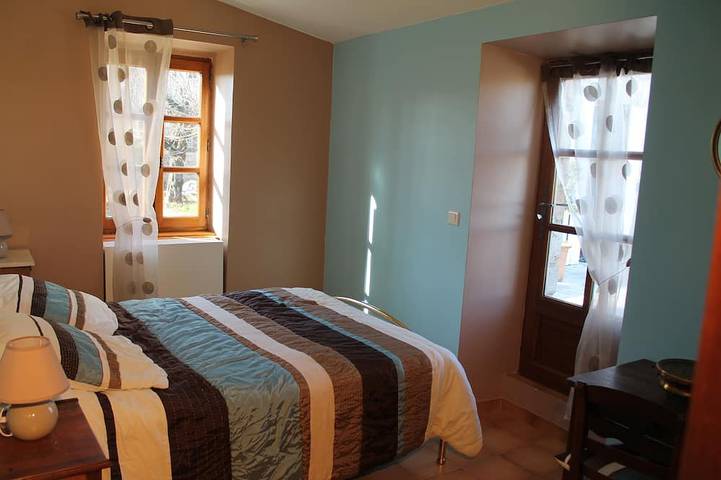 Location de vacances pour 6 personnes, avec jacuzzi et jardin à Payzac (Ardèche) - 3