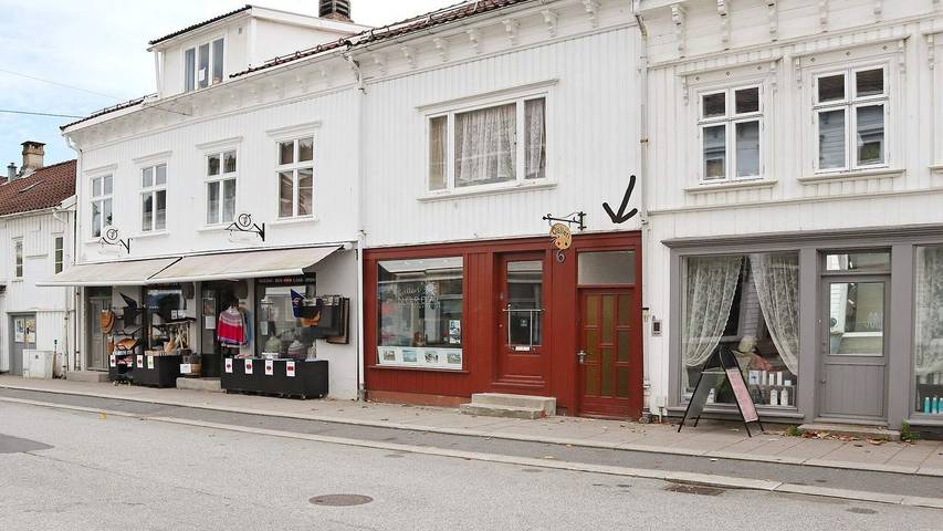 Ferieleilighet for 5 personer, med utsikt og terrasse i Risør 