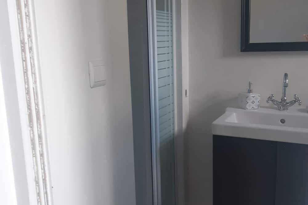 Appartement entier, Charmant T1 bis centre Quimper- spec red sejours plus d une semaine in Quimper, Région de Quimper