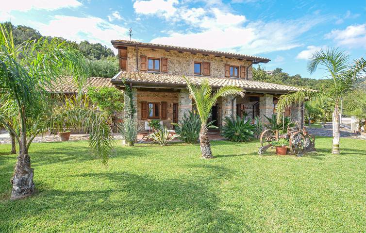 Casa de vacaciones para 9 personas, con piscina y jardín - 1