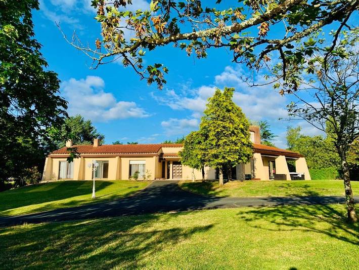 Maison d’hôte pour 2 personnes, avec Jardin et Vue à Les Herbiers