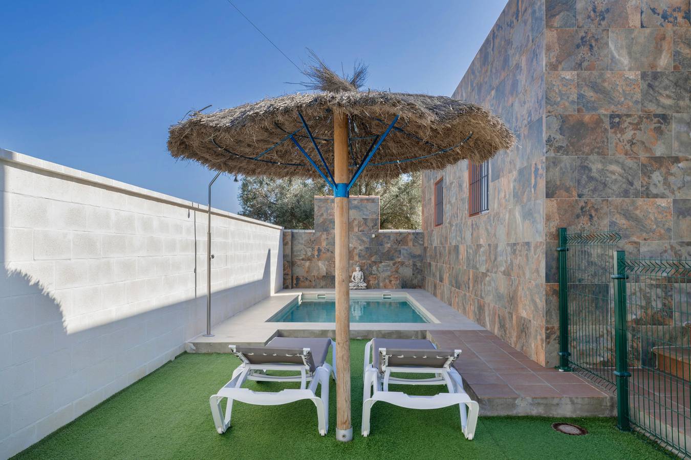 Holiday Home 'Los Lunares' with Private Pool, Wi-Fi and Air Conditioning in Conil de la Frontera, Costa de la Luz