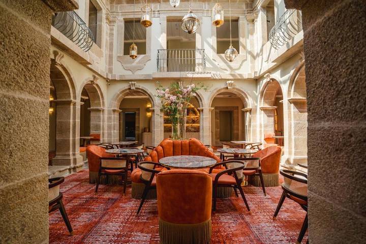 Hotel para 3 pessoas, com Terraço e Jardim e ainda Piscina and Sauna em Fundão