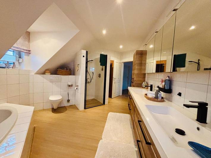 Ferienwohnung für 2 Personen, mit Balkon und Terrasse sowie Ausblick in Surwold - 4