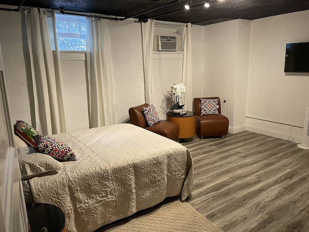 Historic Walnut Street Huge Home 8 bedrooms 4 bath in Springfield (MO), Greene County (MO)