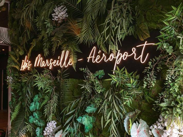 Hotel para 2 personas, con piscina y vistas además de terraza y vistas al lago - 1