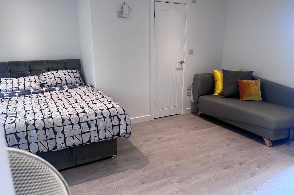 Entire apartment, Cozy and modern studio in prime location-perfect for your getaway in Hove, Brighton