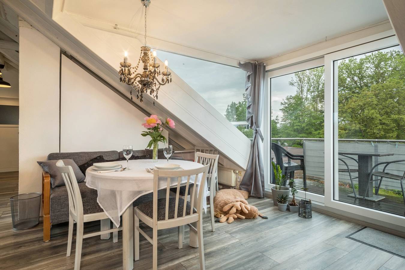 Appartement entier, Appartement de vacances "Straub" avec vue sur les montagnes, balcon et Wi-Fi in Ravensburger Spieleland, Meckenbeuren