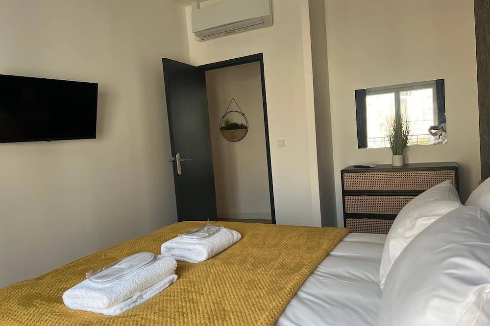 Entire apartment, The Spa - Villa Valmy - Hypercentre in Montluçon, Montluçon region