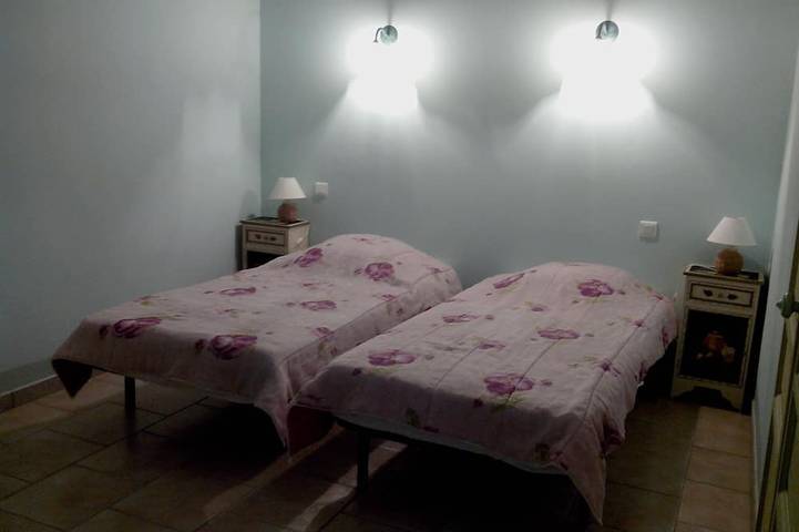 Location de vacances pour 4 personnes, avec jardin et terrasse à Saint-Pierre-de-Vassols - 4