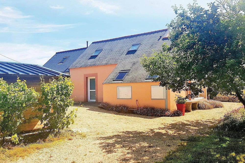 Tolles Haus in Plogoff mit Küche in Pointe du Raz, Plogoff