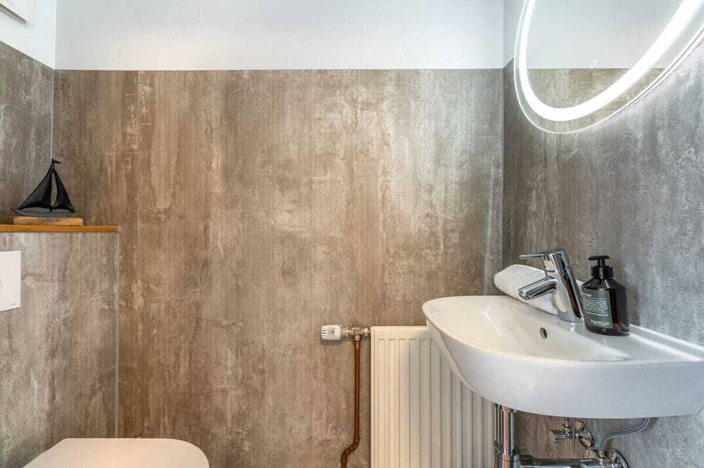 Inselliebe unter Reet in Wyk auf Föhr (Stadt), Wyk auf Föhr