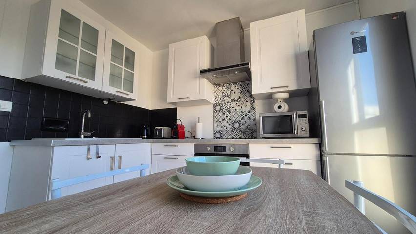 Gîte pour 4 personnes, avec balcon et vue à Mont-Saint-Aignan - 2