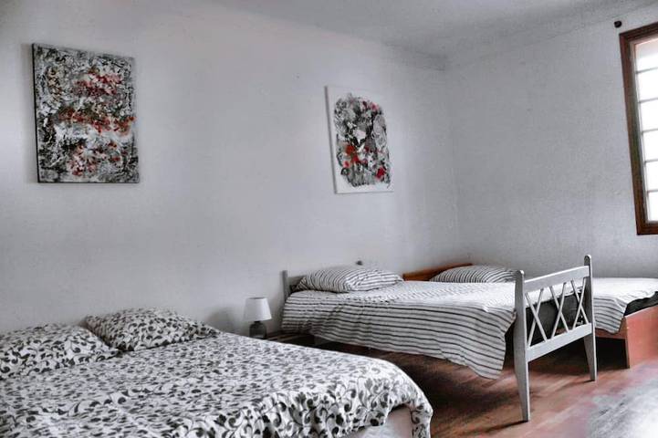 Location de vacances pour 24 personnes, avec jardin à Sauzet - 3