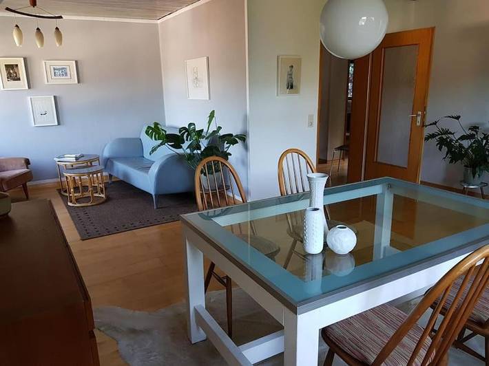 Ferienwohnung für 2 Personen, mit Balkon und Terrasse sowie Garten und Ausblick