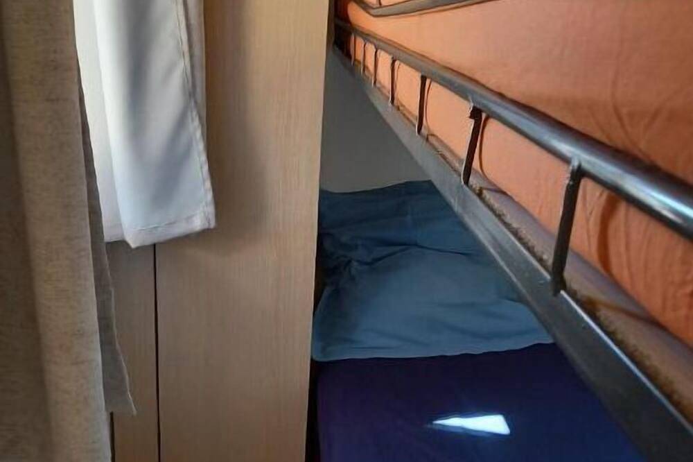 Mobil Home à Proximité de la Réserve de Sigean et des Plages de Port la Nouvelle in Sigean, Narbonne region