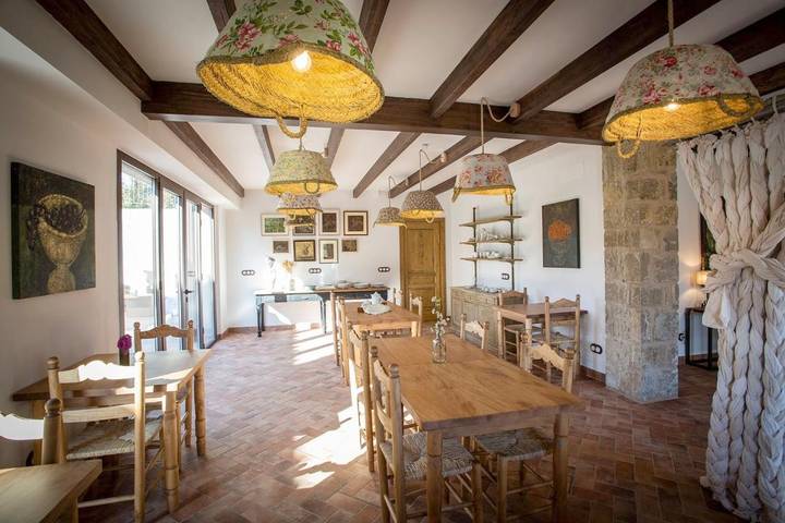 Casa rural para 2 personas, con Balcón y Terraza además de Jardín y Piscina en Vall de Bas - 4