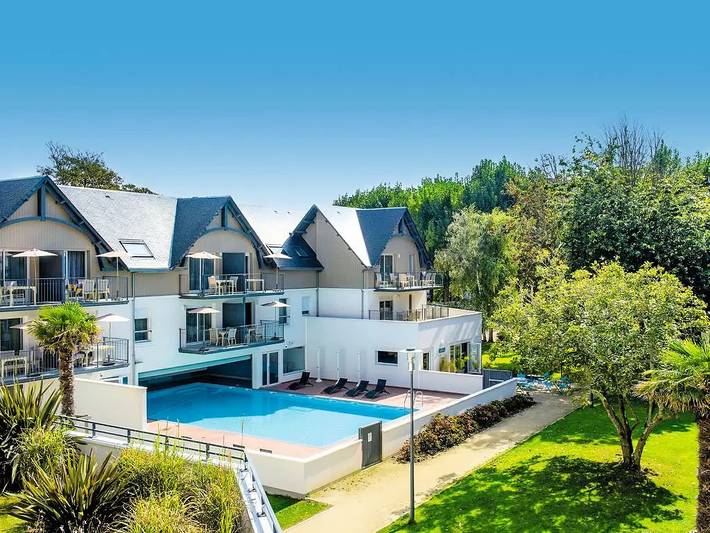 Location de vacances pour 4 personnes, avec Piscine et Sauna à Bénodet