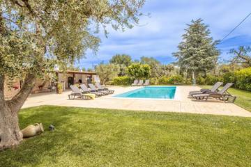 Trullo per 3 Persone in San Michele Salentino, Valle D'Itria, Foto 2
