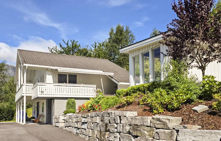 Ferienhaus für 8 Personen, mit Terrasse und Garten
