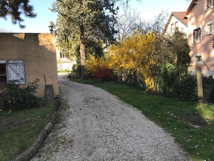 Gîte pour 2 personnes, avec terrasse et jardin à Palaiseau - 2