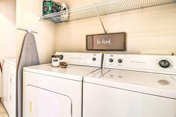 Log Cabin for 7 Guests in Fontana Lake, Swain County, Picture 3