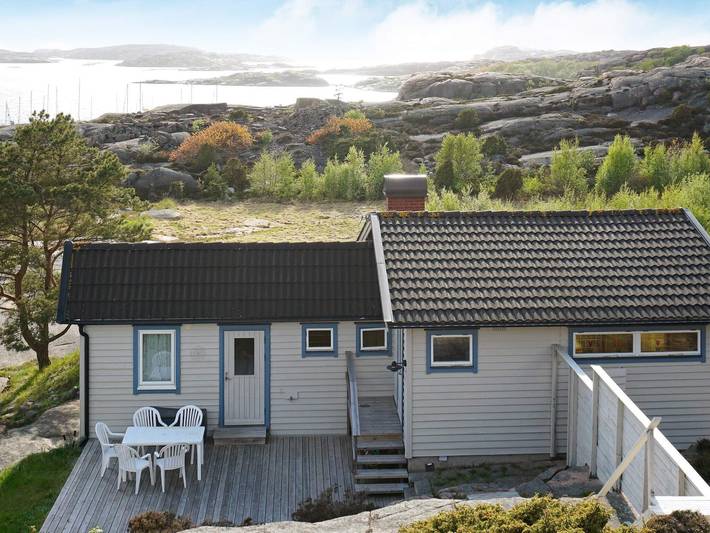 Ferienhaus für 6 Personen, mit Balkon und Terrasse sowie Garten in Sotenäs und Umgebung