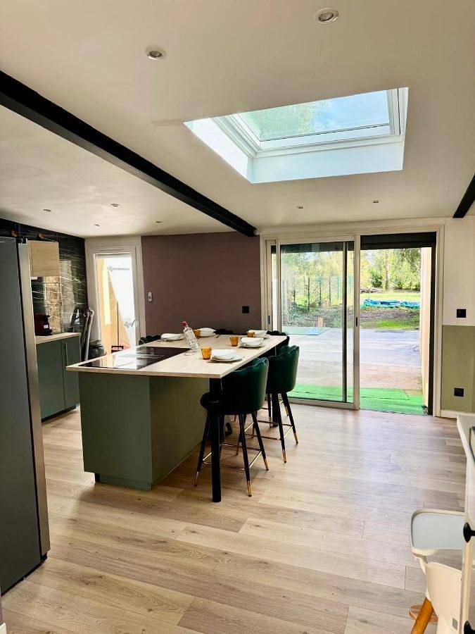 Location de vacances pour 9 personnes, avec jardin et terrasse dans Roissy-en-Brie - 4