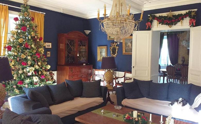 Location de vacances pour 4 personnes, avec terrasse et jardin ainsi que sauna et piscine à Ferrières-sur-Sichon - 4