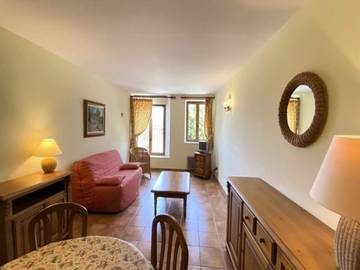 Gîte pour 2 personnes, avec piscine et jardin à Brunet (Alpes-de-Haute-Provence)