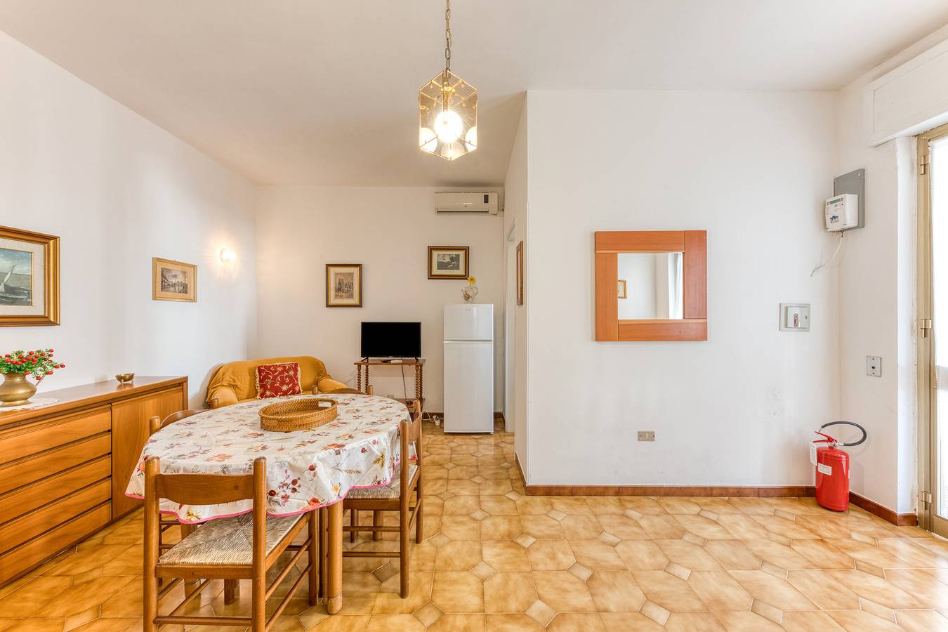 Apartamento entero, Apartment 'Trande' with Balcony, Wi-Fi and Air Conditioning in Leuca, Castrignano del Capo