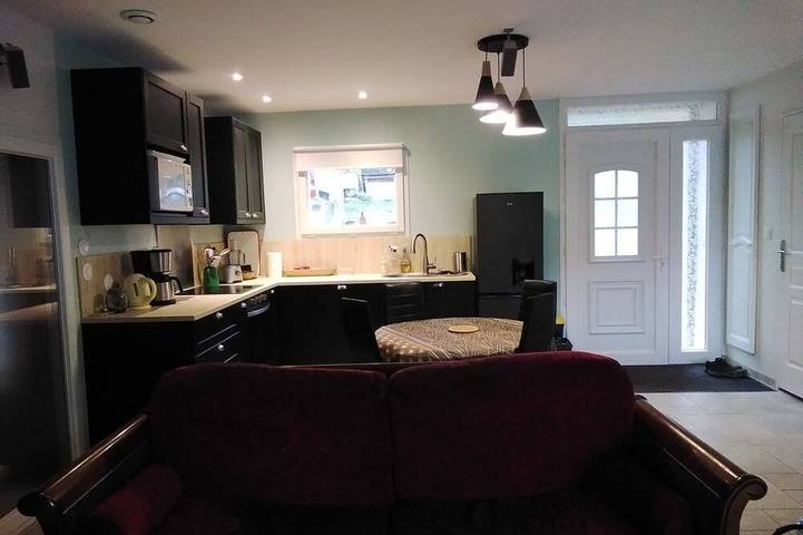 Gîte pour 9 personnes, avec jardin à Courzieu - 2