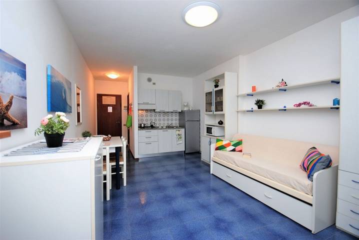 Ferienwohnung für 3 Personen, mit Terrasse und Garten in Lignano Riviera - 3