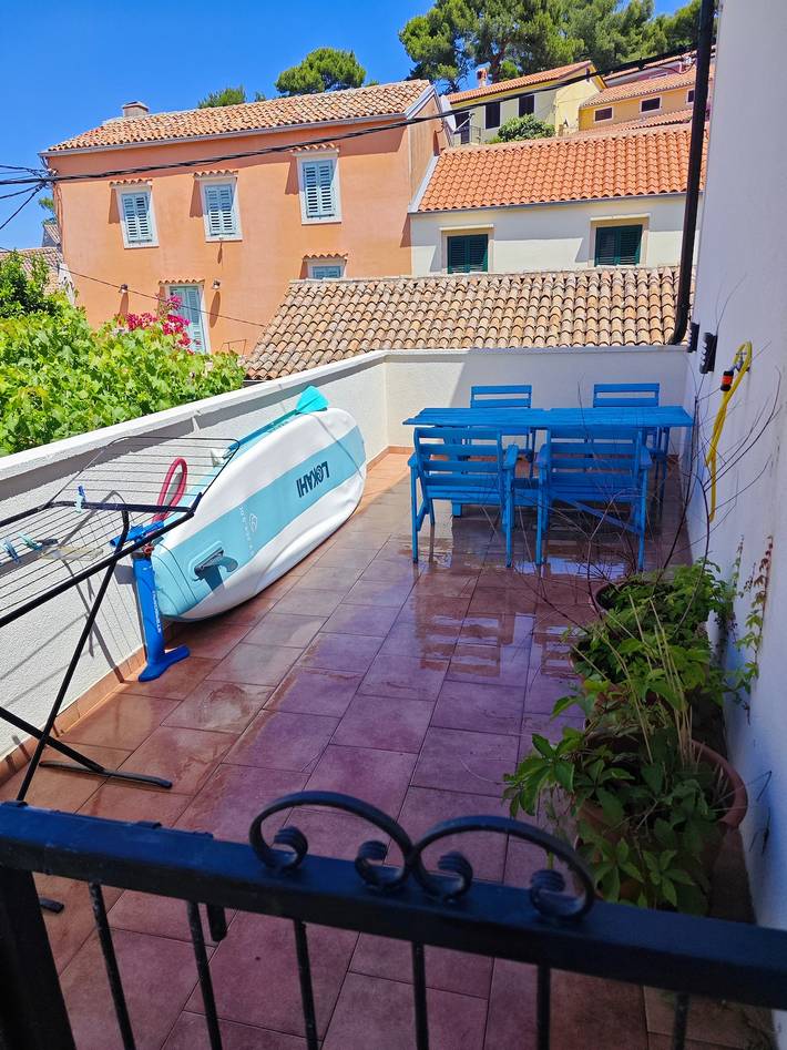 Ferienwohnung für 3 Personen, mit Balkon/Terrasse in Veli Losinj