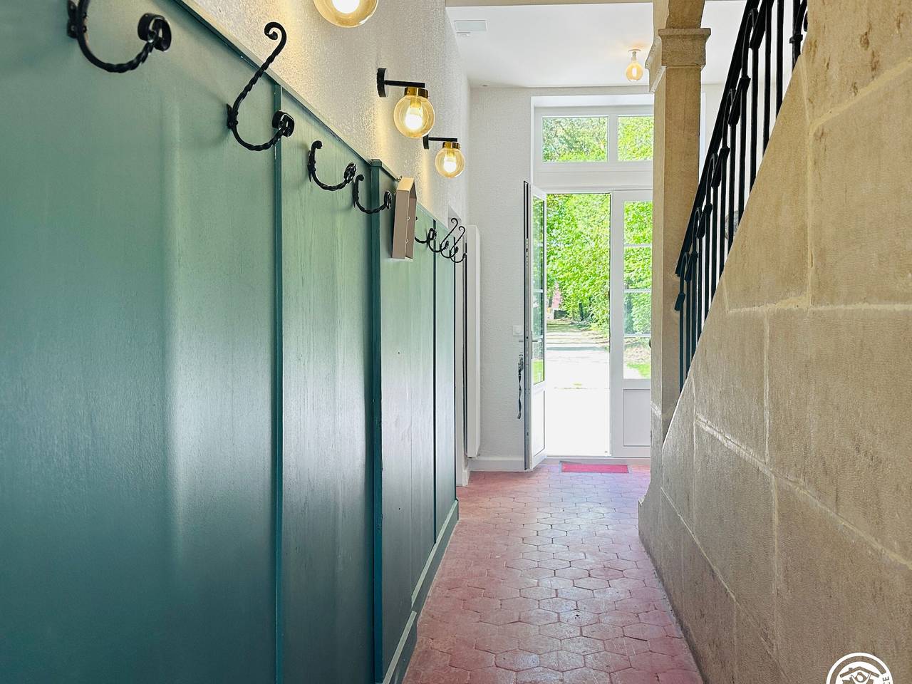 Superbe maison avec piscine et climatisation in Arc-sur-Tille, Région de Dijon