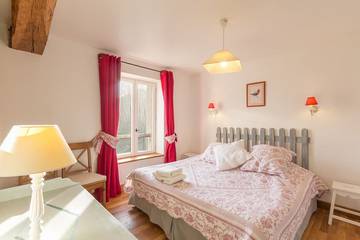 Gîte pour 6 Personnes dans Les Essarts-le-Roi, Parc naturel régional de la Haute Vallée de Chevreuse, Photo 1