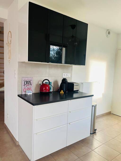 Location de vacances pour 8 personnes, avec vue et jardin dans Mesnil-Roc'h - 3