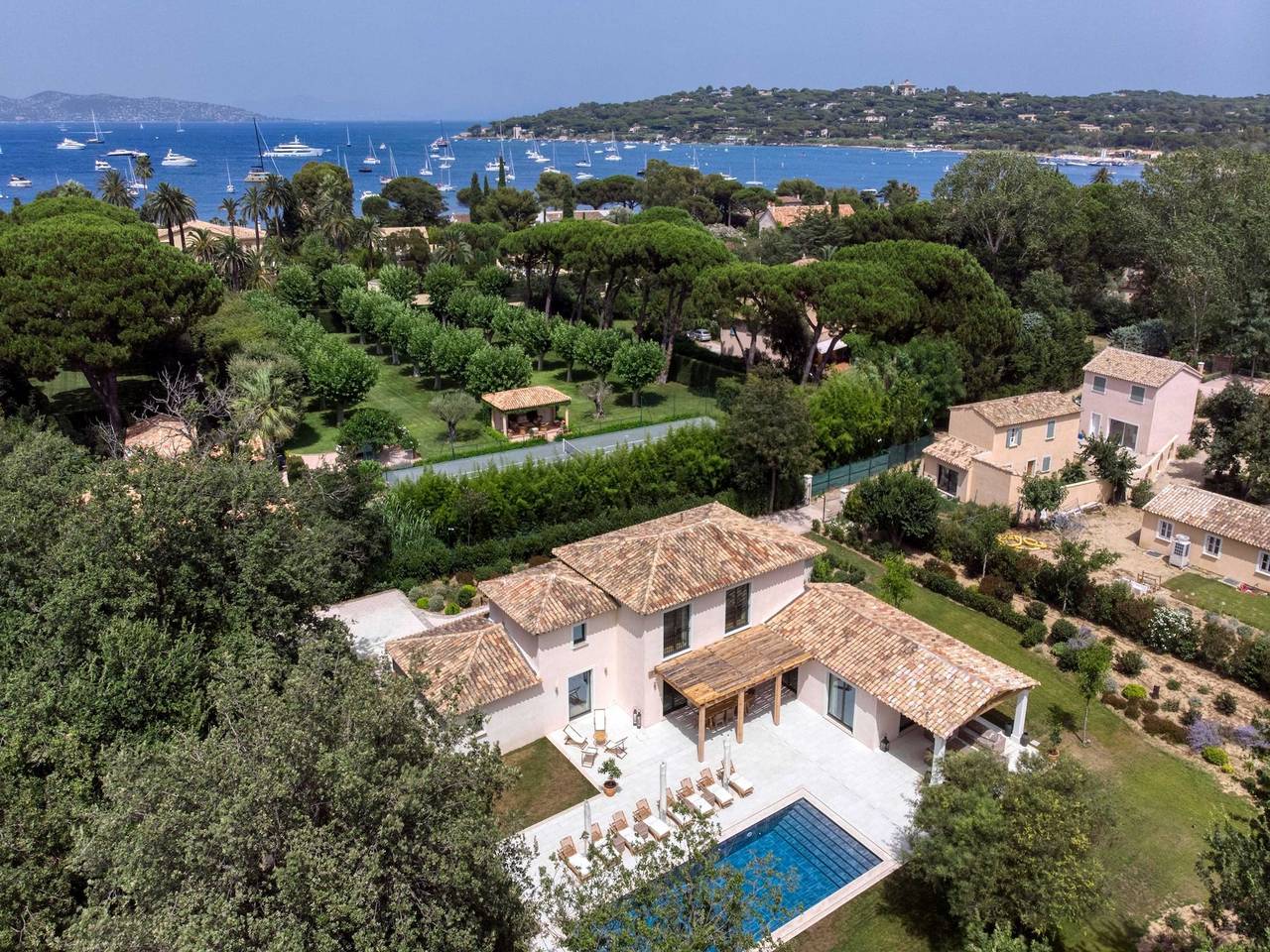 Luxurious Villa facing the Baie des Canebiers in Saint-Tropez, Region de Draguignan