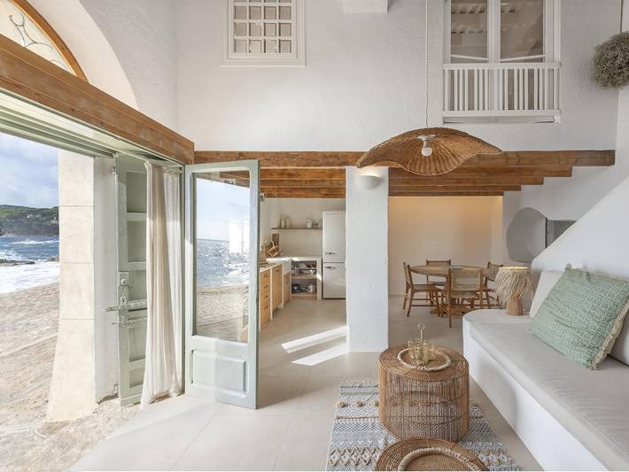 Ferienhaus für 7 Personen, mit Terrasse und Meerblick an der Costa Brava