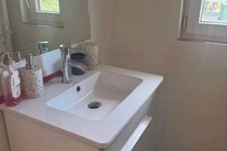 Entire apartment, Charming, standalone studio in Clamart with a garden, near Paris in Clamart, Hauts-de-Seine