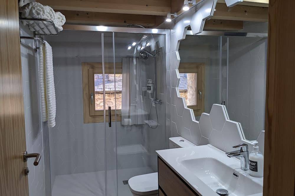 Casa Nornore : A special and charming cottage ideal for families. in Biescas, Spanish Pyrenees