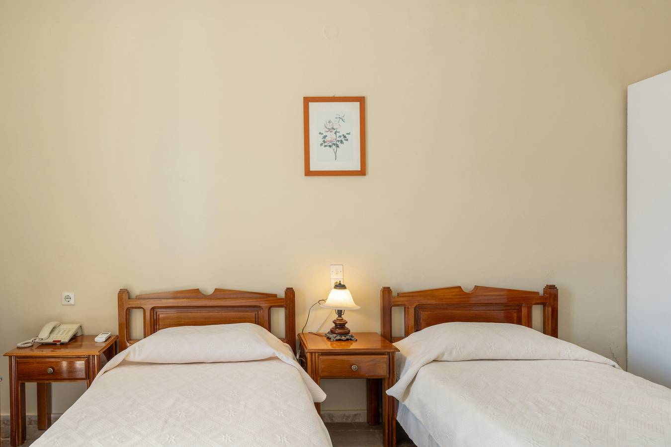 Bed and Breakfast 'Room No 6' with Sea View, Wi-Fi and Air Conditioning in Kalymnos