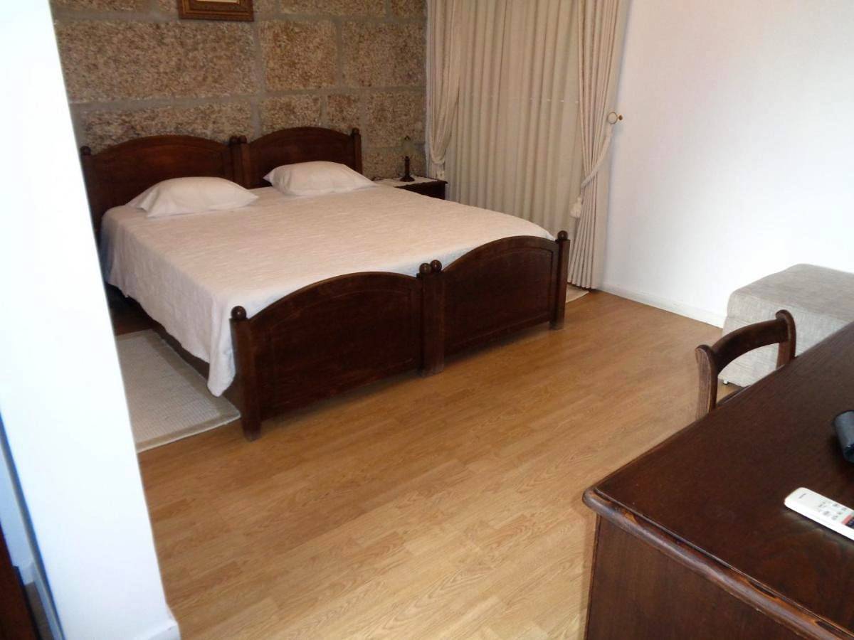 Double Room with Private Bathroom in Paredes, Distrito do Porto