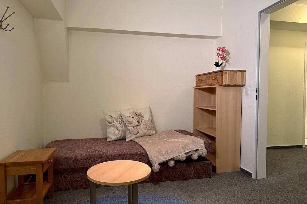 Ganze Wohnung, Großzügige Monteurwohnung Möhlstuuv mit gemütlicher Ausstattung in Demmin, Mecklenburgische Seenplatte