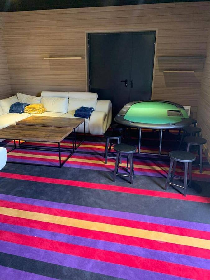 Gîte Exceptionnel proche Disney Paris 15 P in Jouy-sur-Morin, Seine-et-Marne